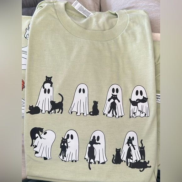 Halloween Cats Shirt/Top. Brand new, size Large (unisex) - Picture 1 of 1